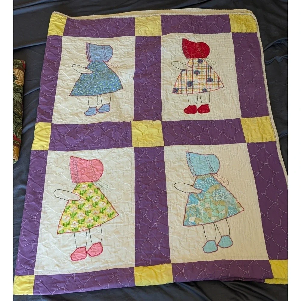 Vintage Handmade Quilt Sunbonnet Sue Twin Purple Calico‎ Cottage Folk Art 67x84